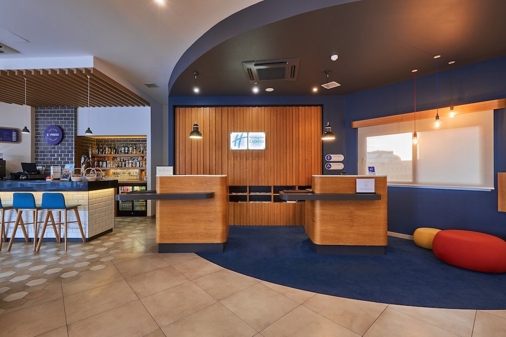 HOLIDAY INN EXPRESS MALTA 9/68