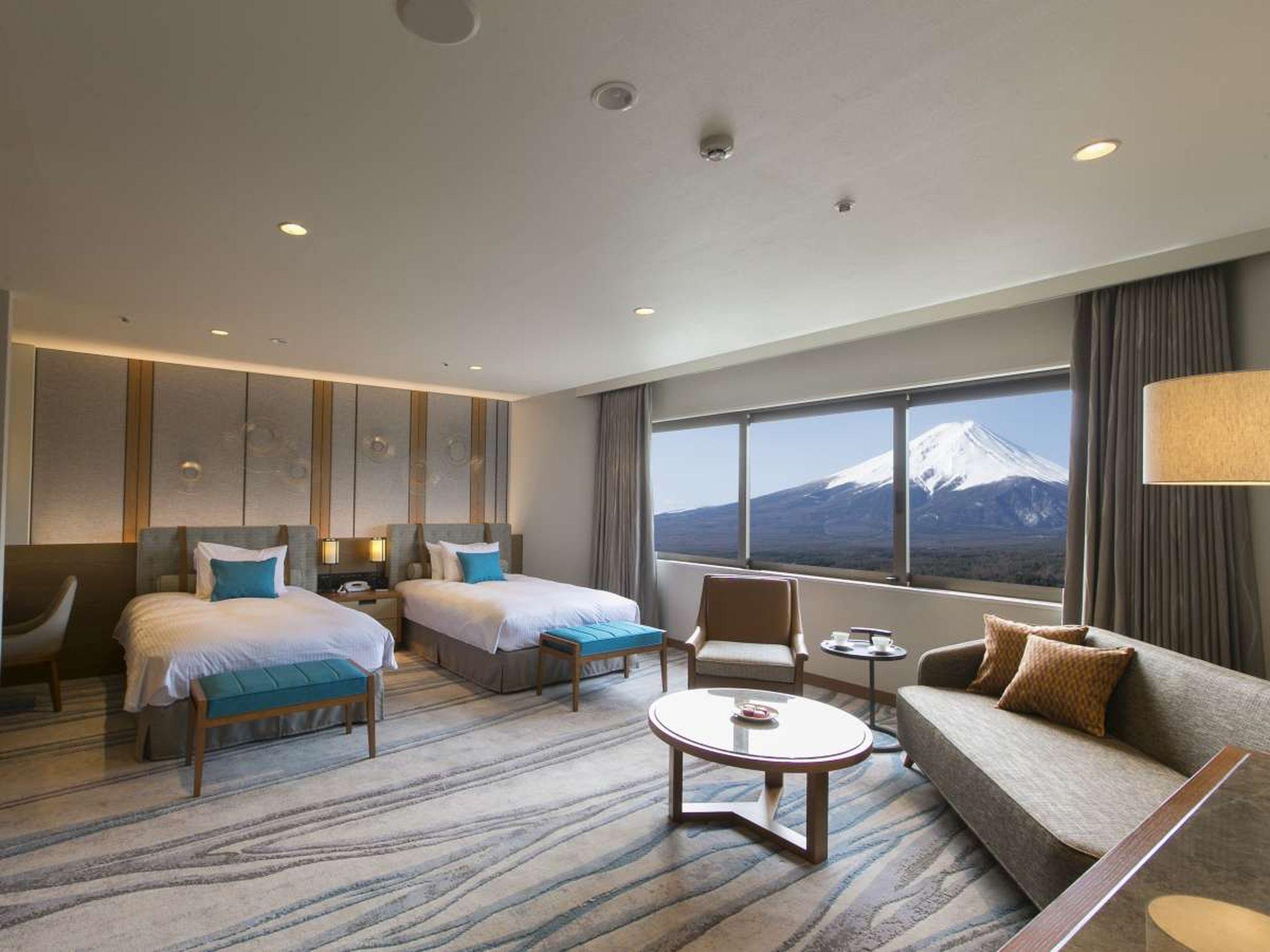 Grand, Junior Suite, Mountain View, Executive Level