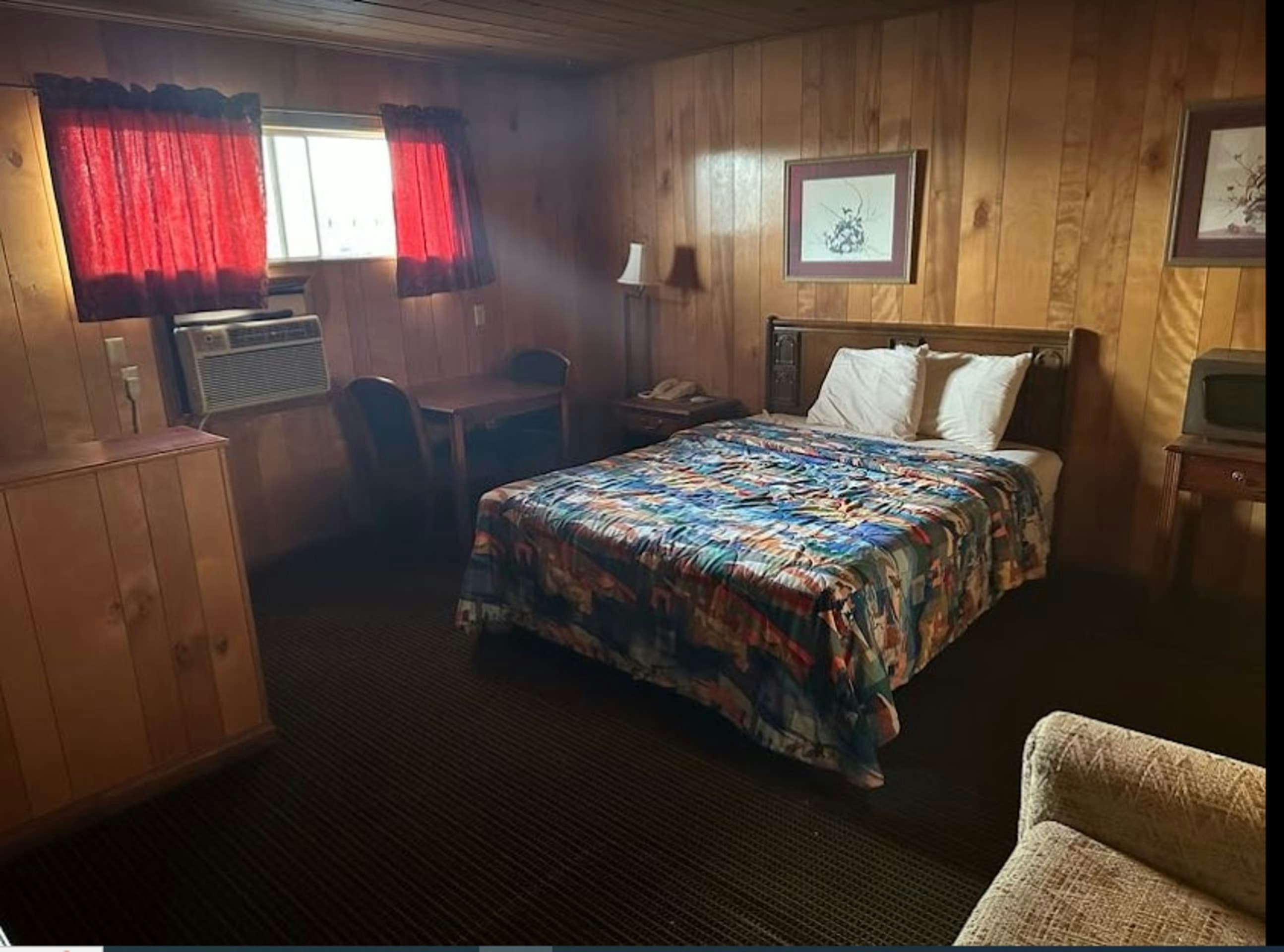 Love Hotels Western Holiday at Harlan Lake NE 17/51
