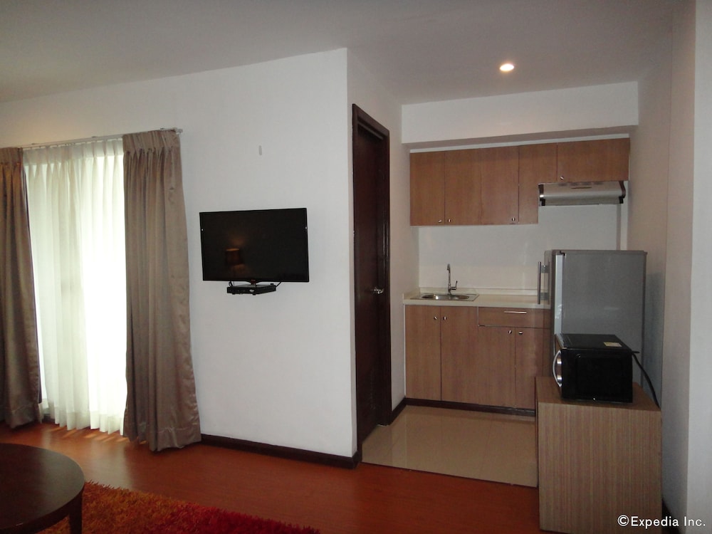 Prestigio Hotel Apartments 30/41