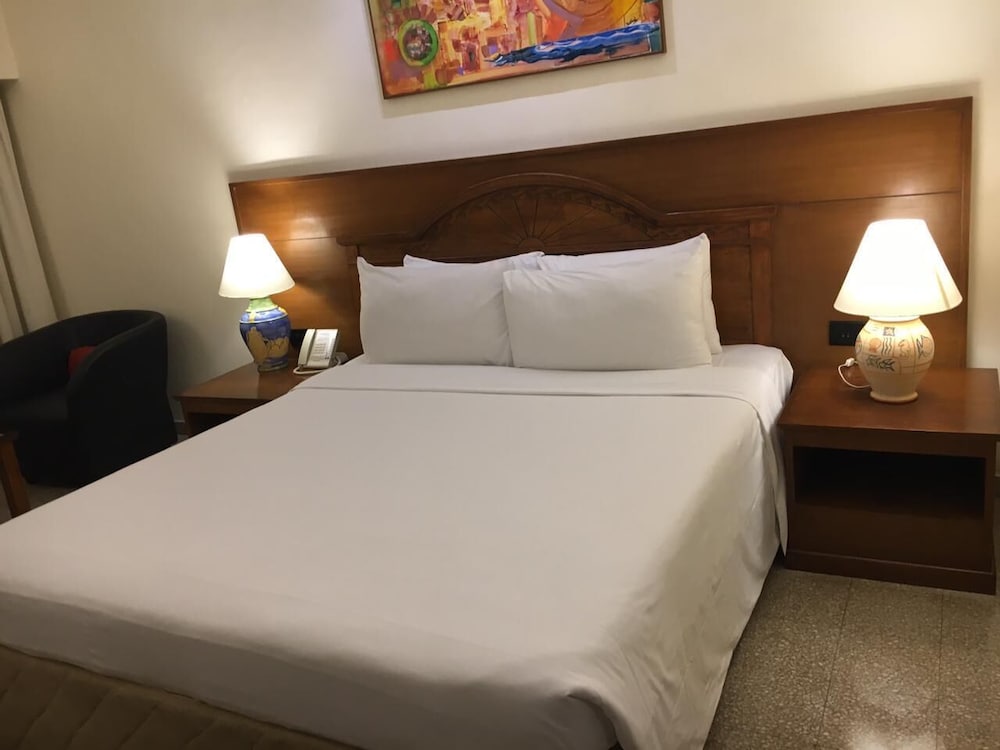 Radisson Goa Candolim Hotel 25/84