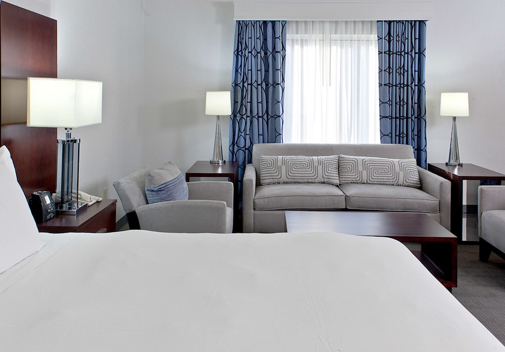 Hilton Scranton & Conference Center 33/39