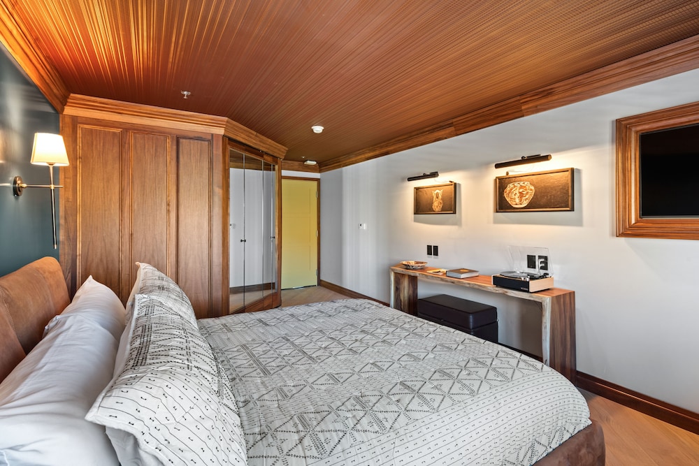 Wolfes Hotel Moab 5/42