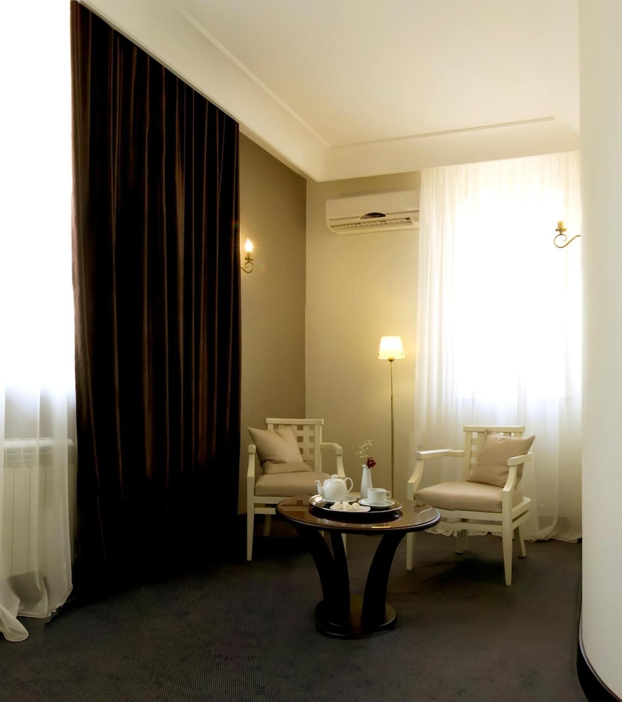 Villa Rossa Hotel 25/34
