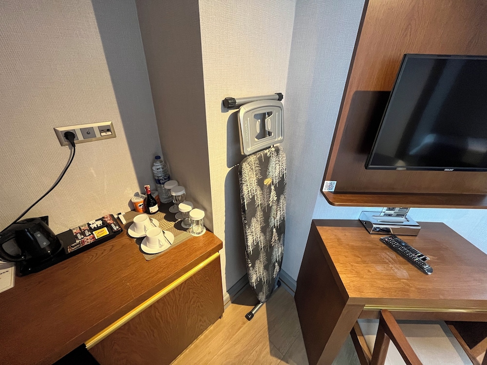 Kings Cross Hotel Istanbul 29/50