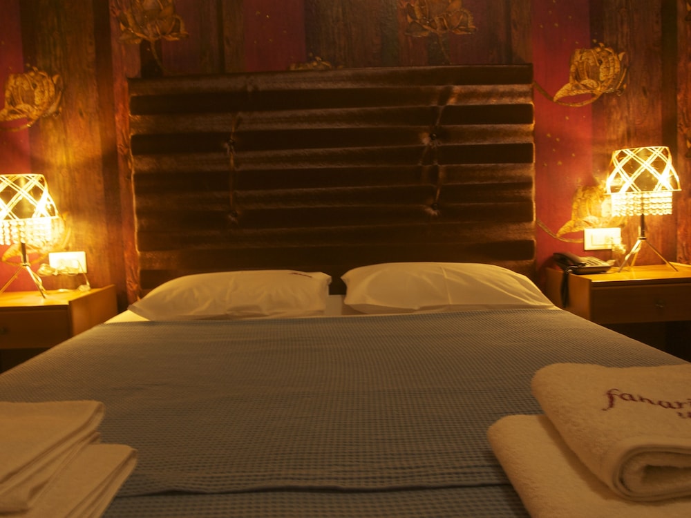 Fanari Hotel 25/40