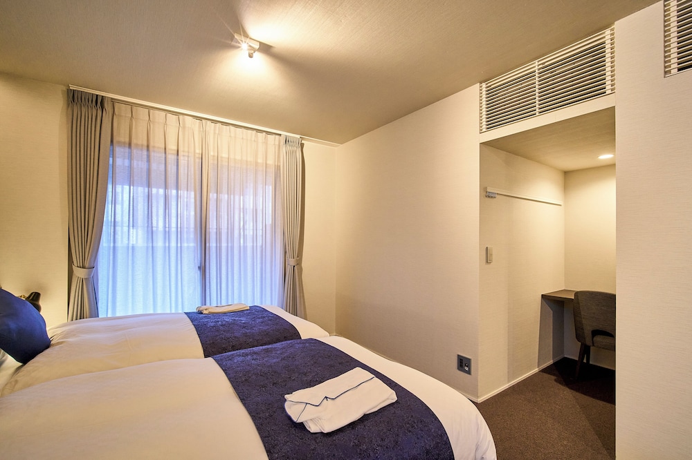 HOTEL MASTAY jingumichi 42/68