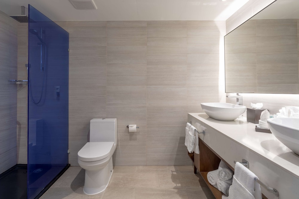 Sonesta Maho Beach Resort And Casino And Spa 66/67