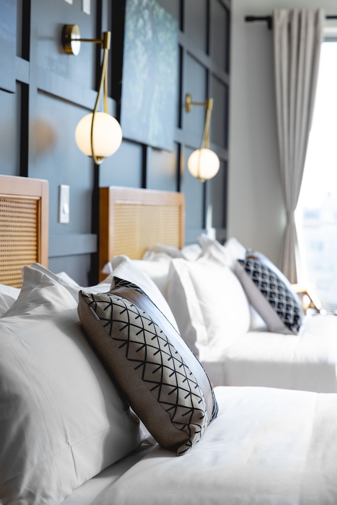 The Modernist Hotel 19/43