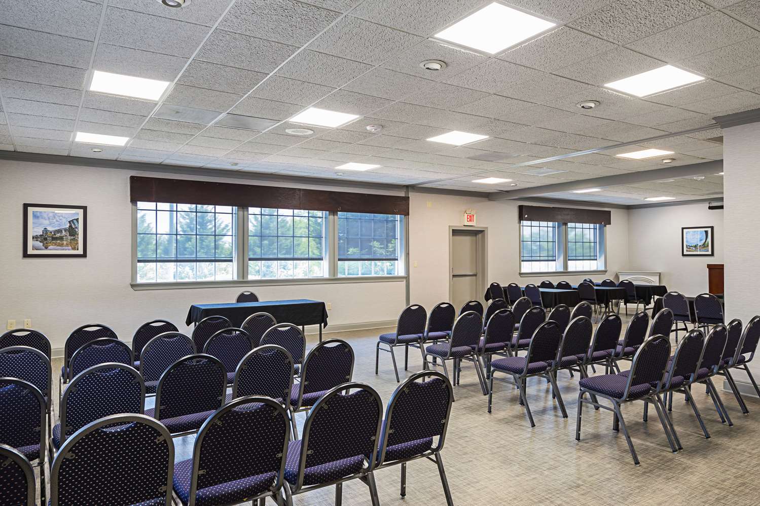 Quality Inn & Suites Greenville - Haywood Mall 16/28
