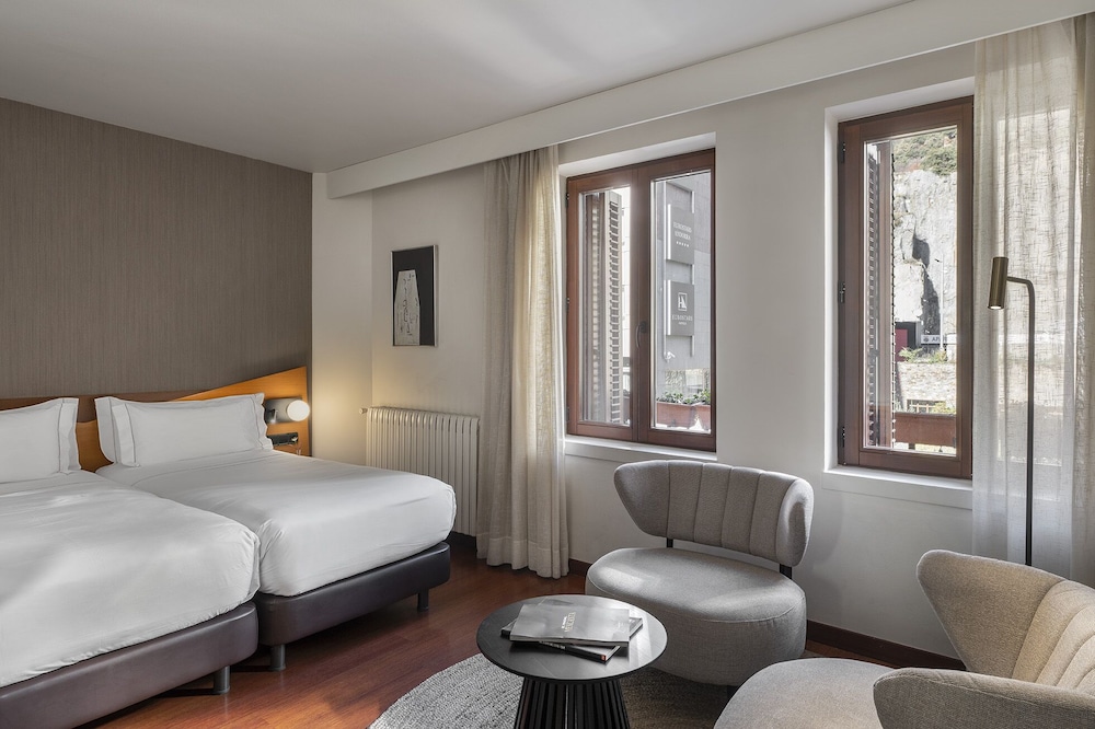 Hotel de l'Isard 15/50