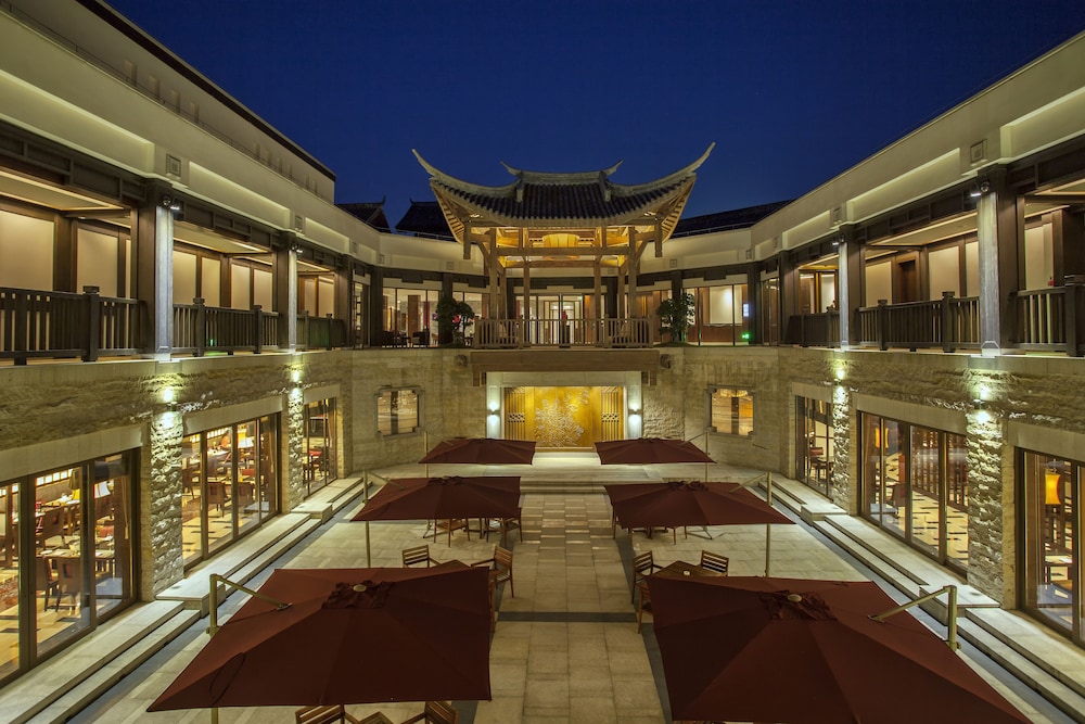 Banyan Tree Chongqing Beibei 2/50