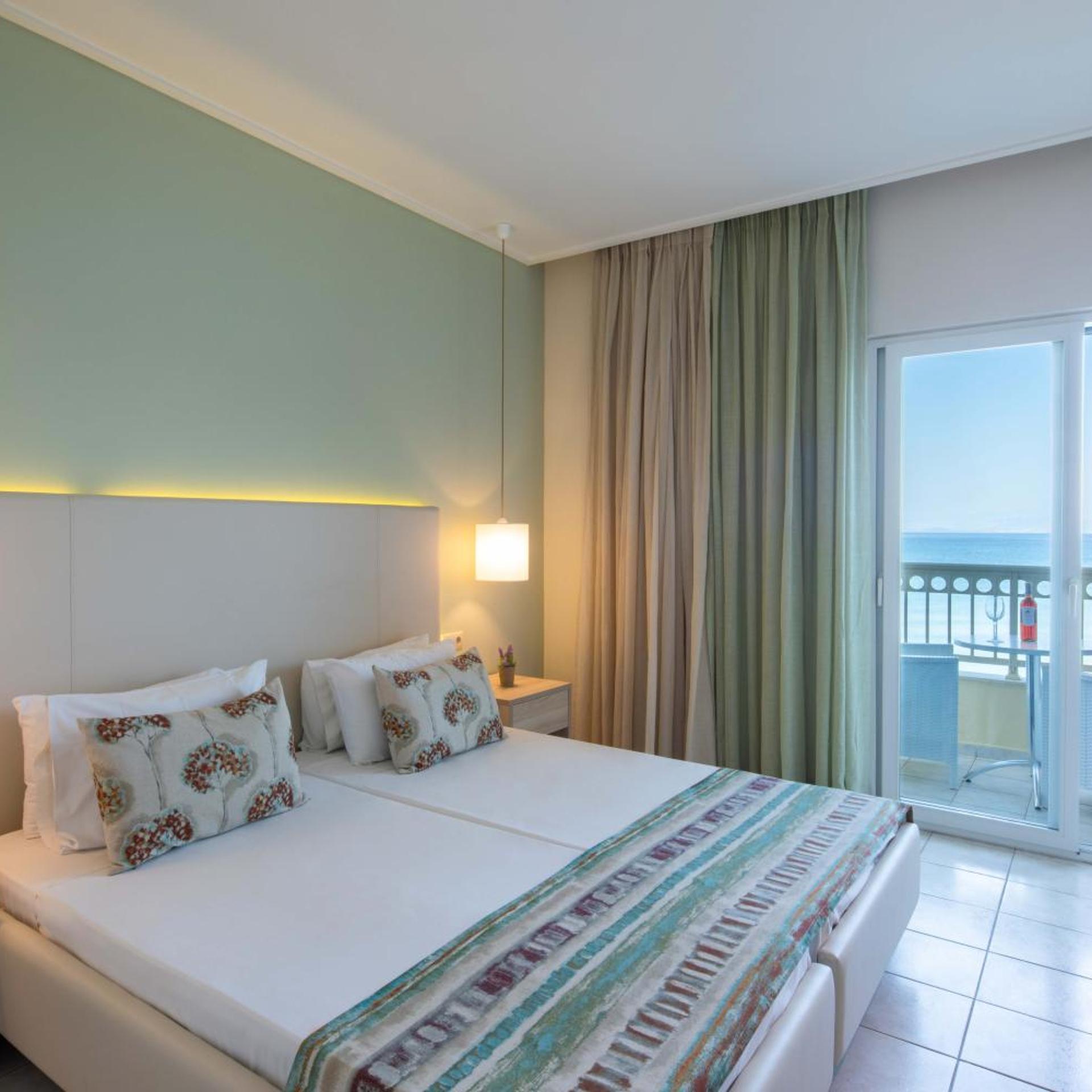 Rossis Beach Hotel 14/58