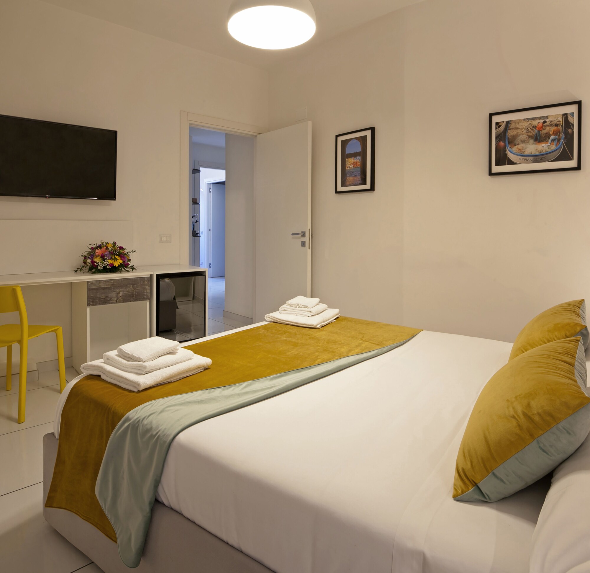 APARTMENT, QUEEN BED