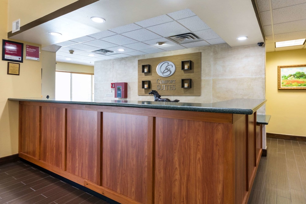 Comfort Suites Austin Airport 5/40