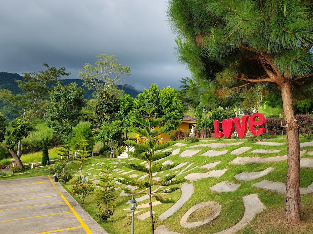 Foresta Hill Resort 34/41