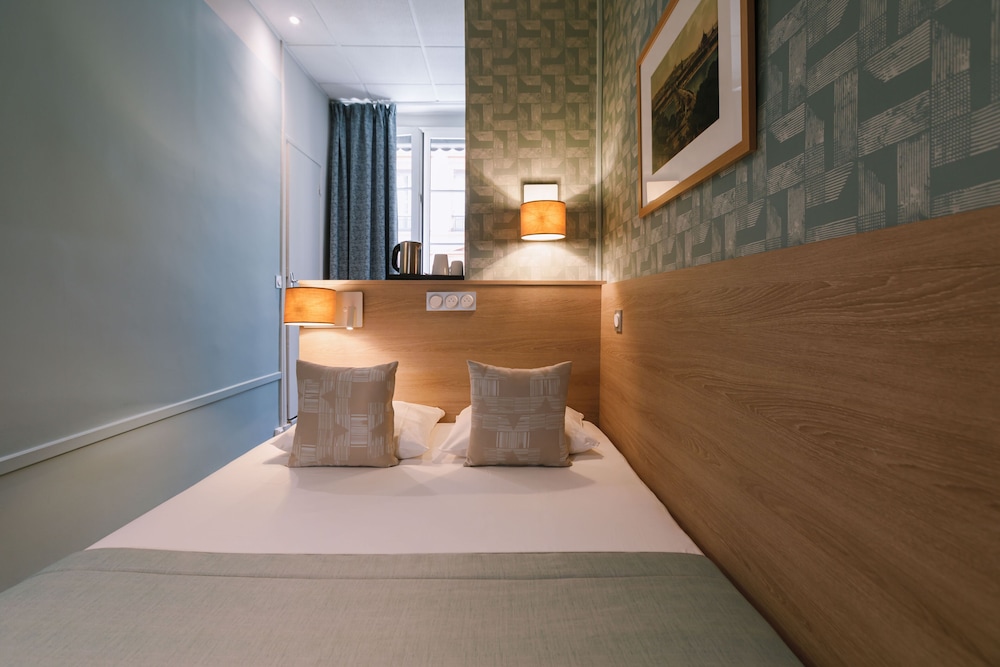 Hotel Du Dauphin 18/55