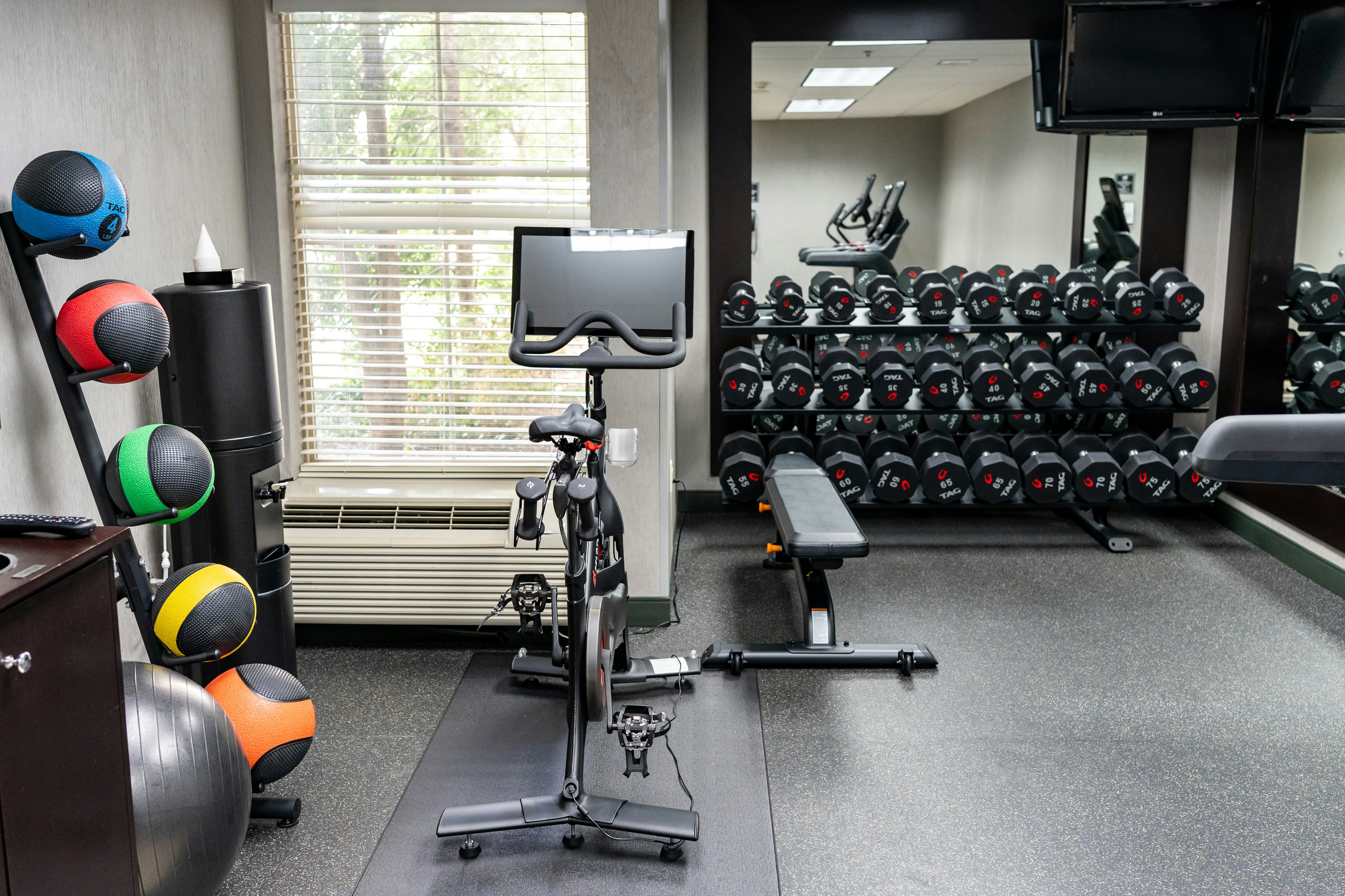 Hampton Inn Suites Leesburg 34/60