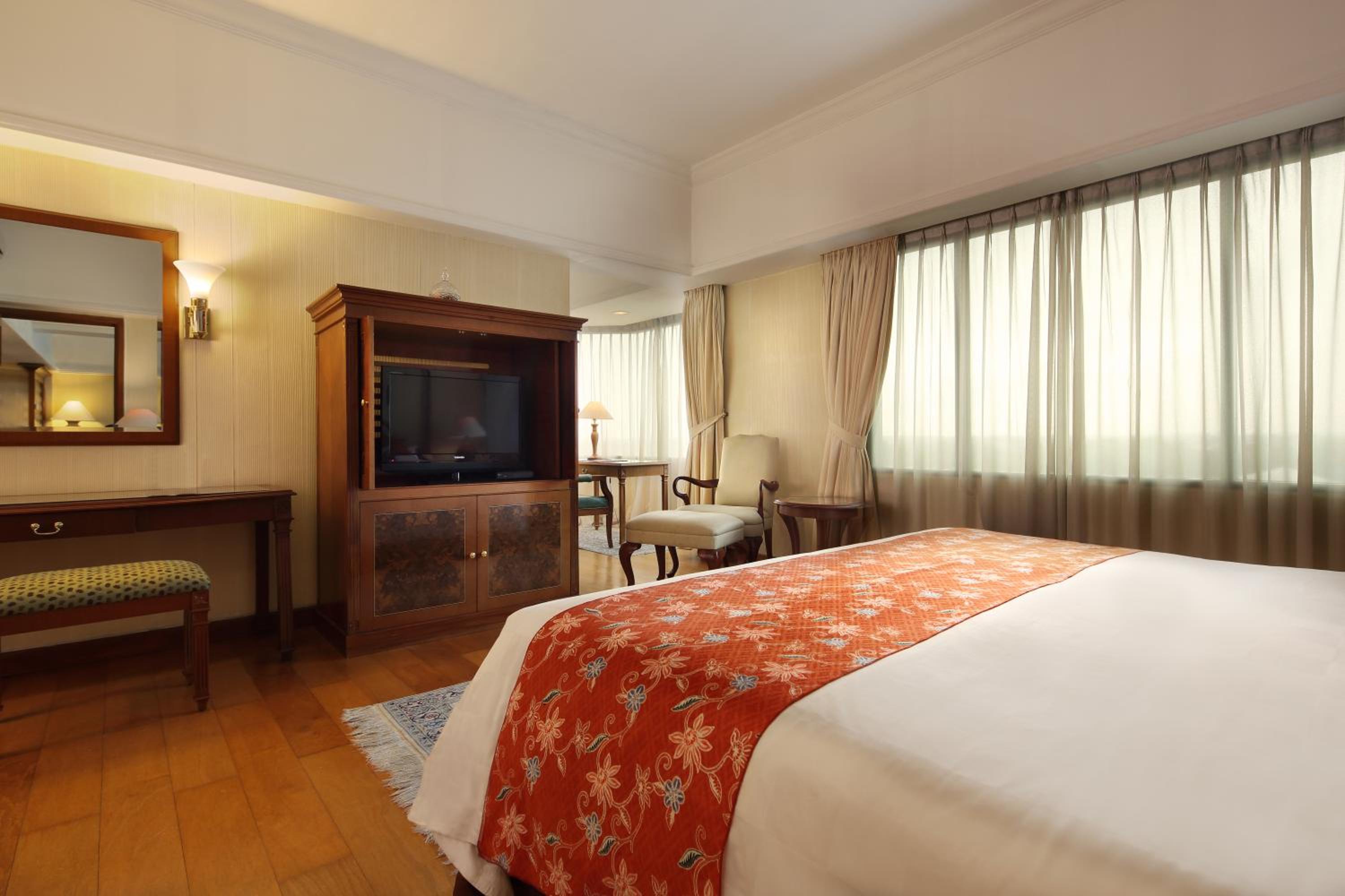 Aryaduta Suite