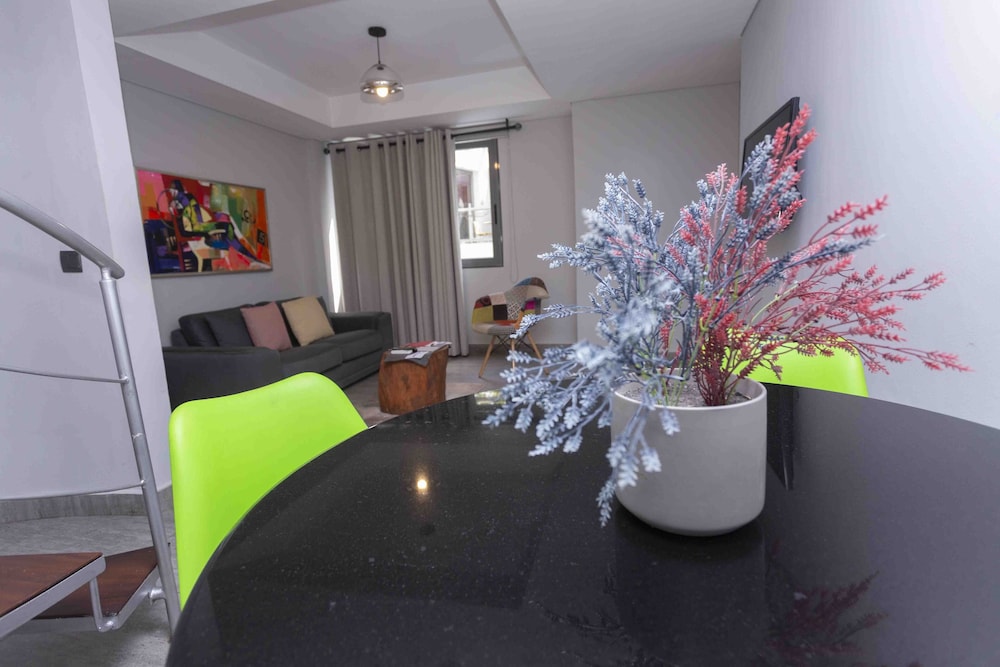 Urbano Hotel 35/50