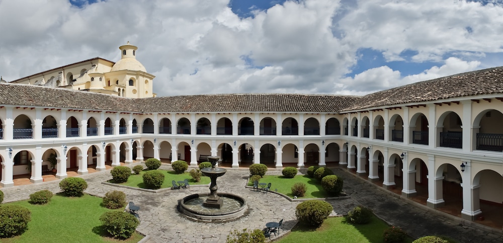 Dann Monasterio Popayan 44/50