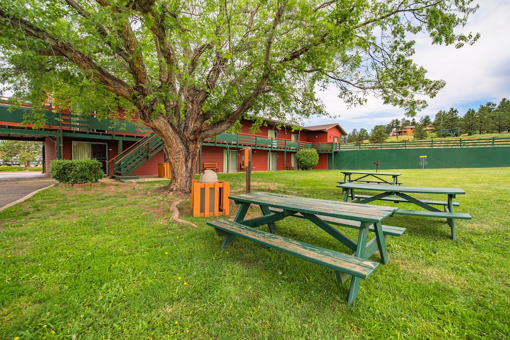 Discovery Lodge 68/69