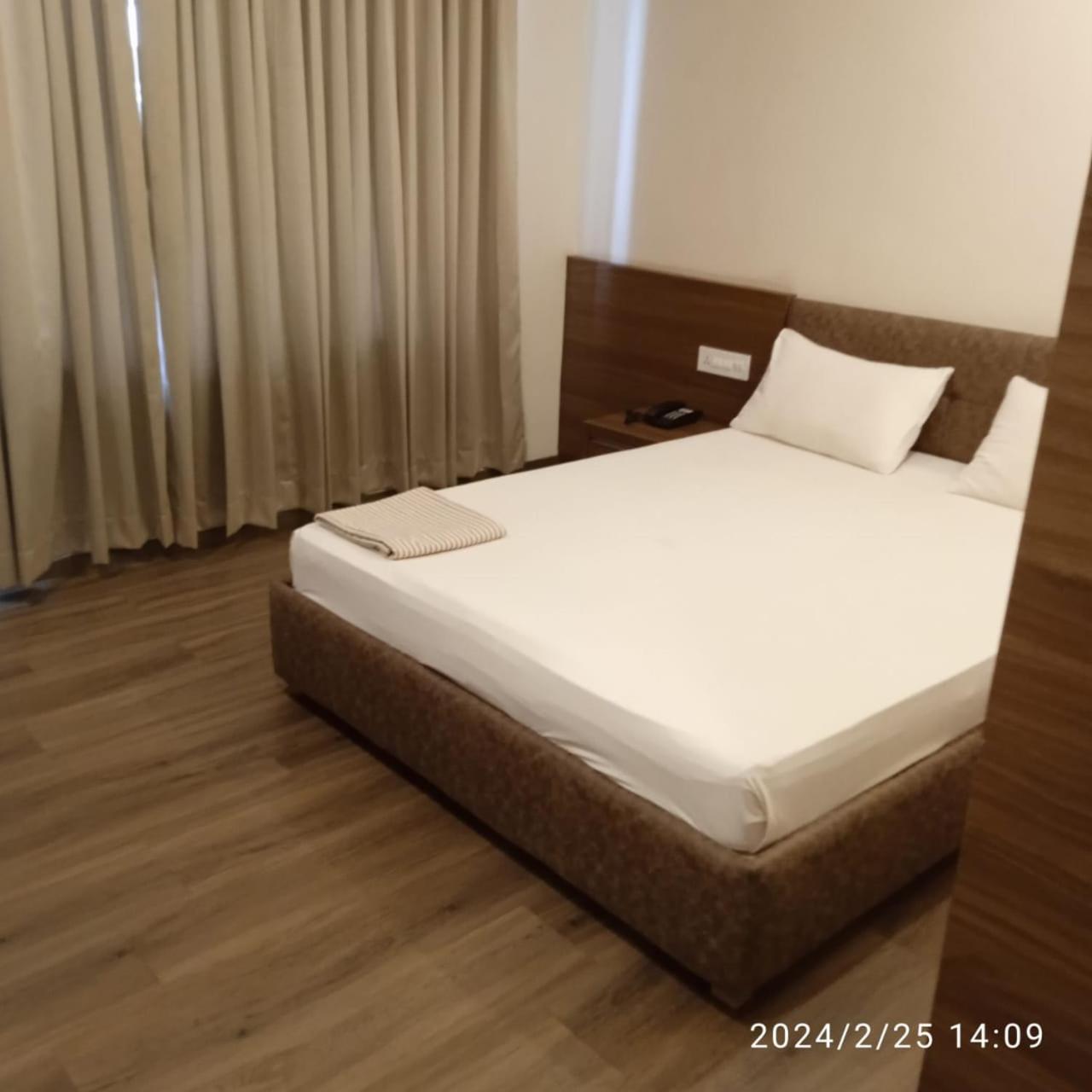 Hotel Bekal International 25/50