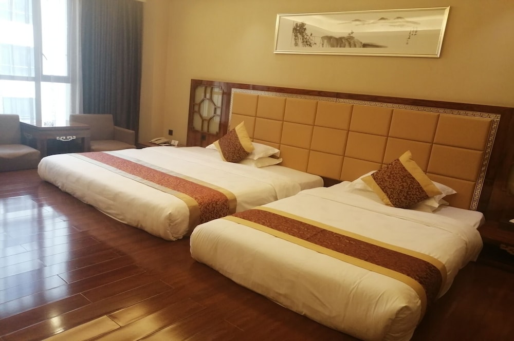 Tong Yu International Hotel 7/39