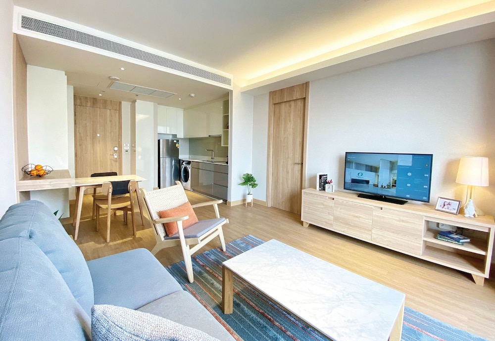 Oakwood Suites Bangkok 15/42