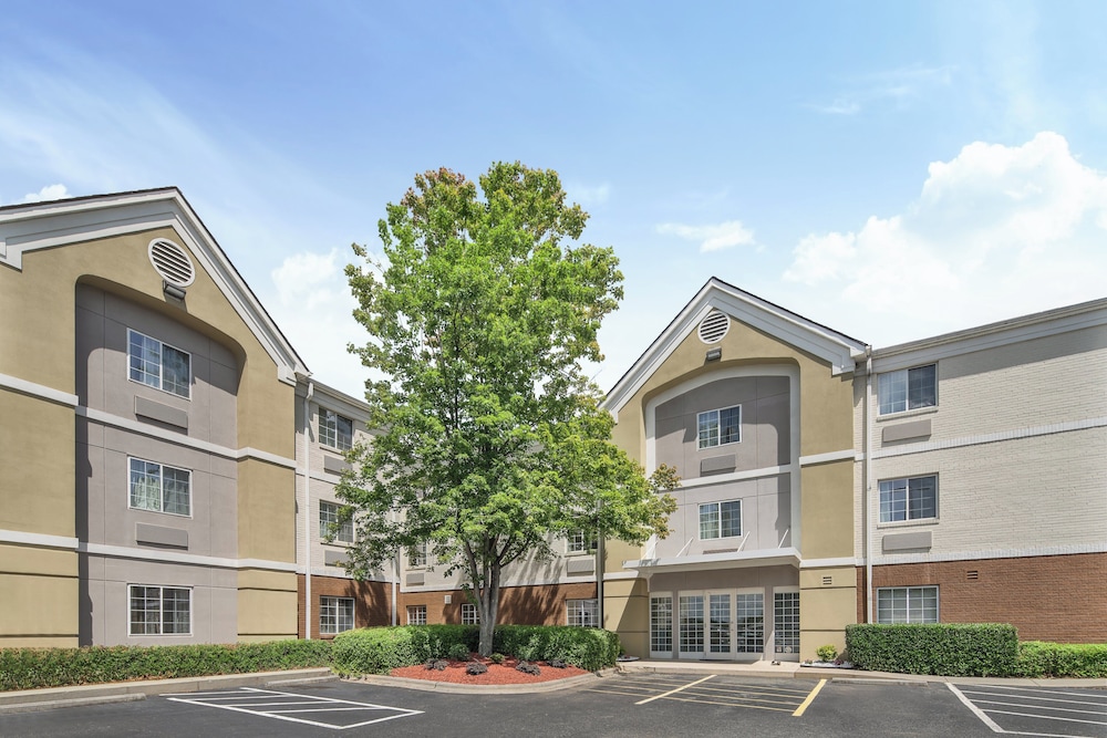 Candlewood Suites Huntersville Lake Norman Area 3/69