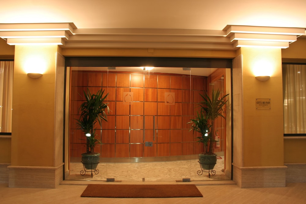 CITTA DEI PAPI HOTEL 17/27