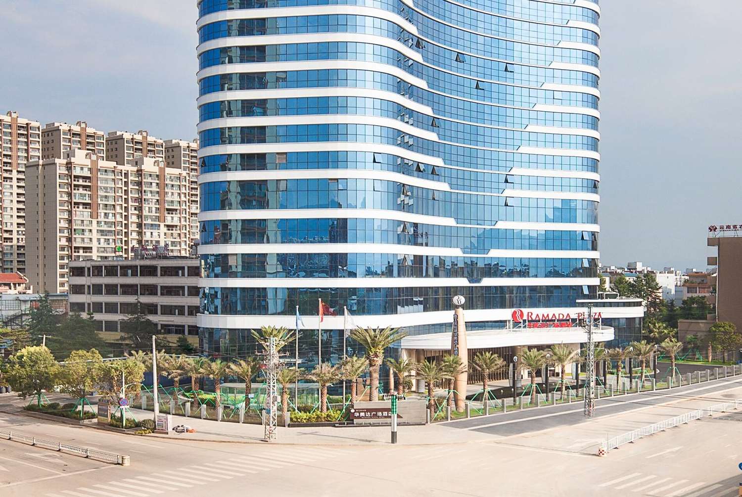 Ramada Plaza by Wyndham Fuxian Lake 2/20