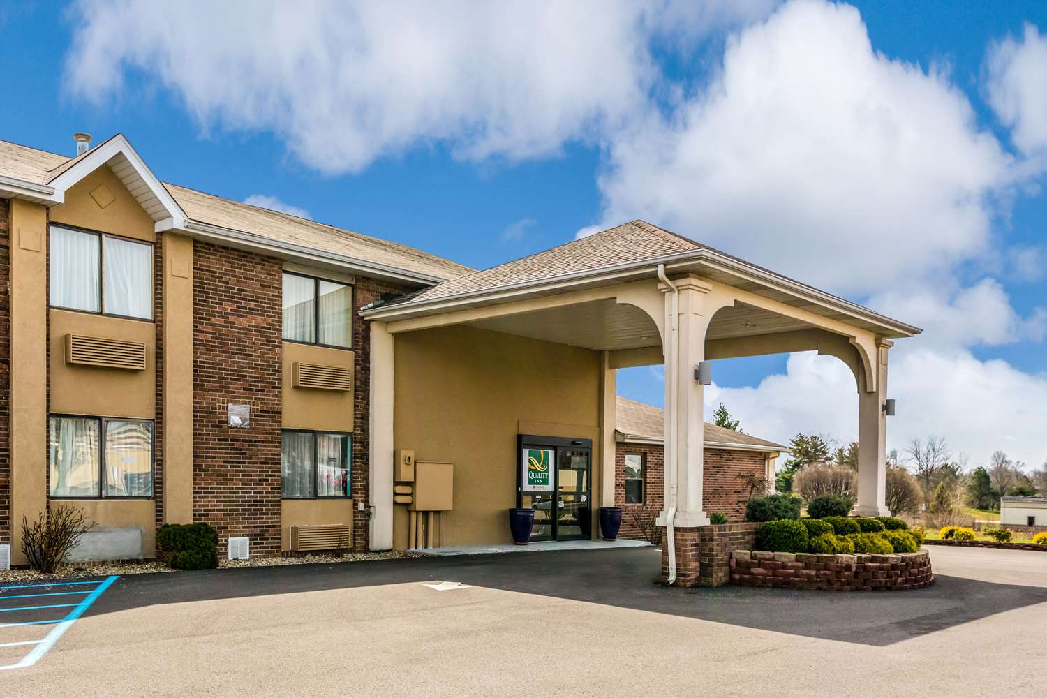 Quality Inn I-74 Batesville 40/41