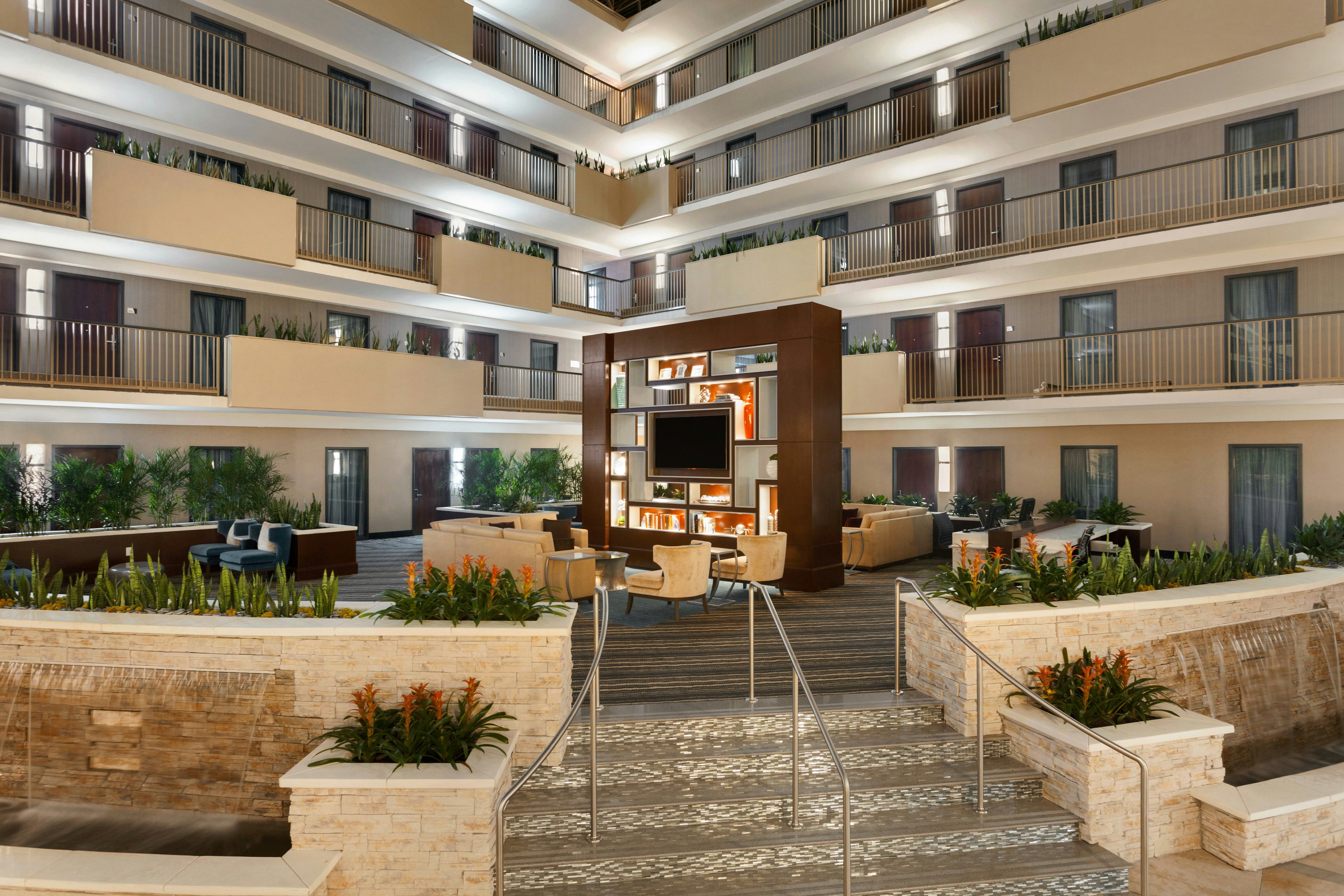 Embassy Suites by Hilton Atlanta Airport 33/56