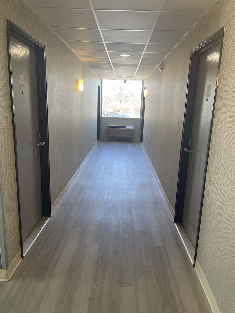 Wayne Inn 38/47
