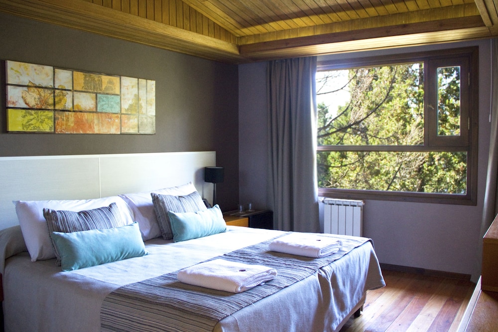 SUITE, ACCESSIBLE
