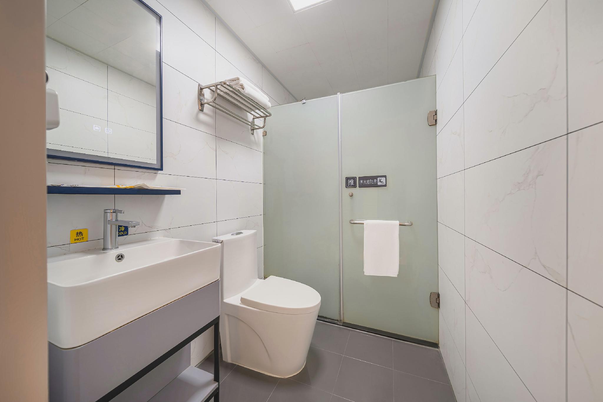 7 Days Inn (Guangzhou Xinshi Baixin Plaza) 47/50