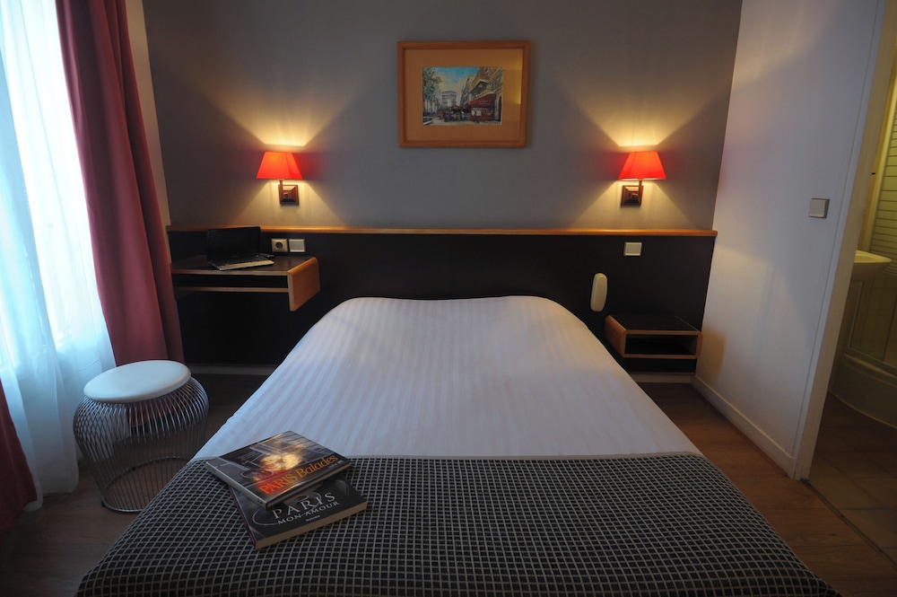 HOTEL DENFERT MONTPARNASSE 10/33