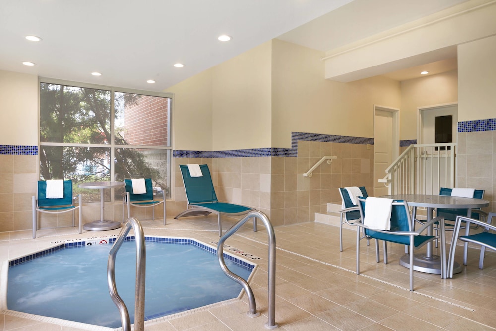 TownePlace Suites Chicago Naperville 8/22