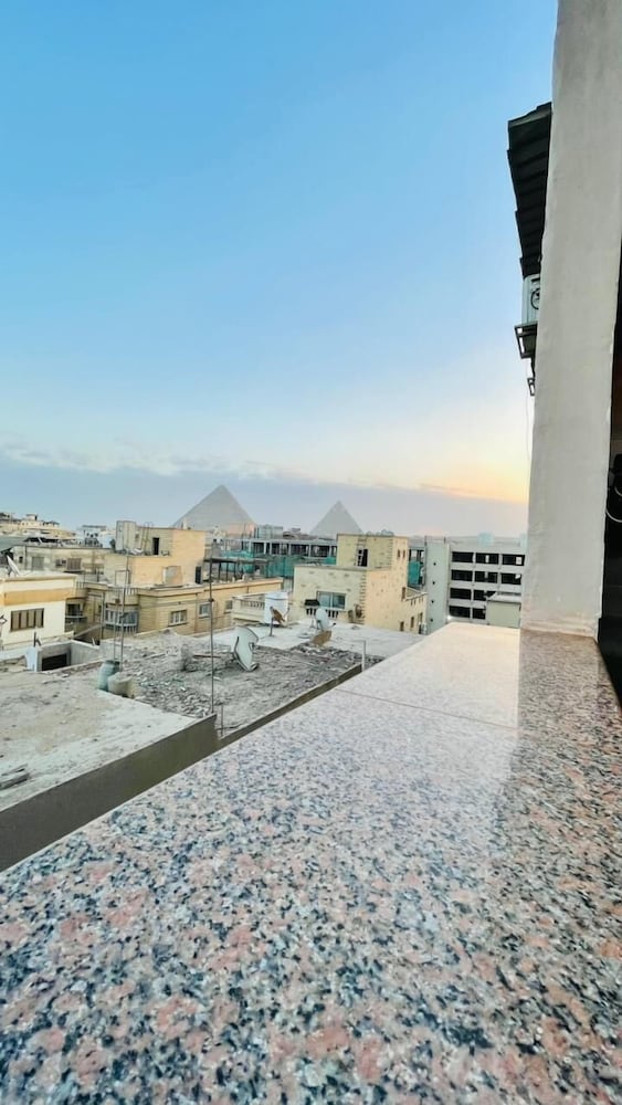 Pyramids Residence Guest House 41/50