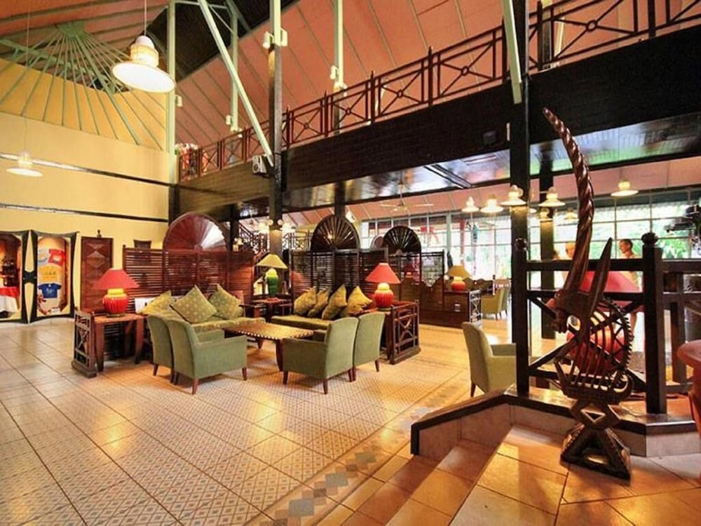 Senegambia Beach Hotel 50/73