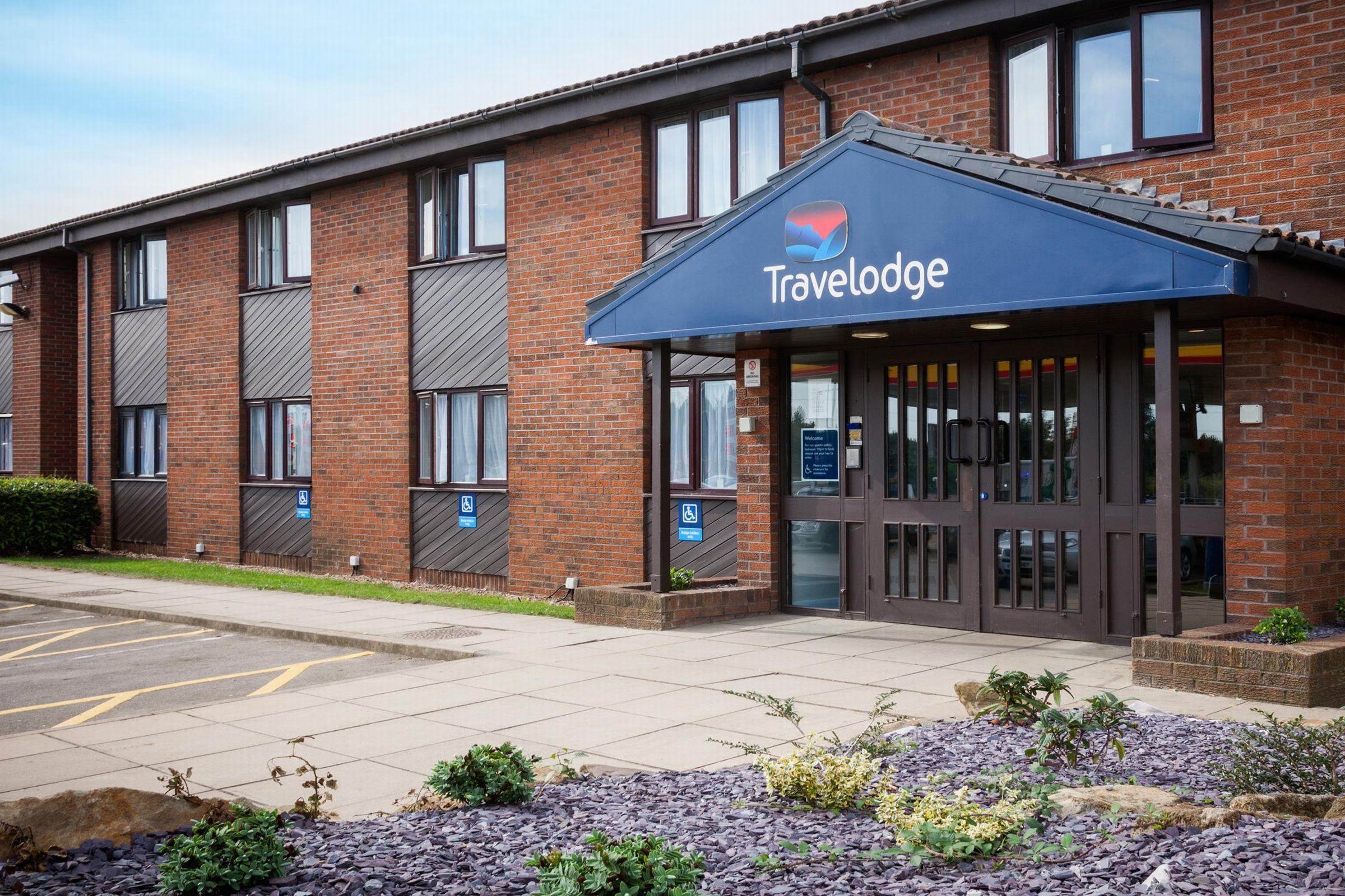 Travelodge Bedford Marston Moretaine 2/19