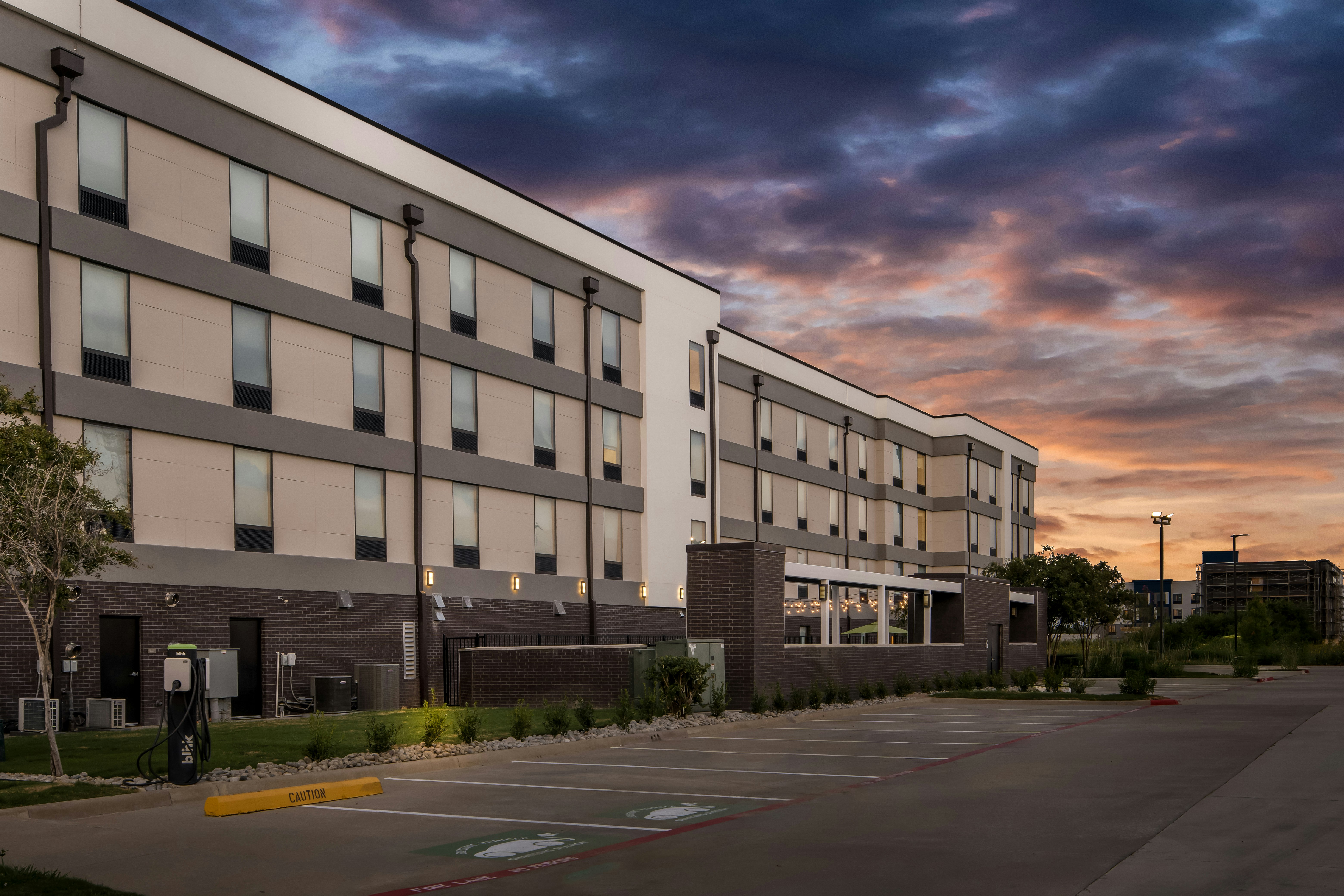 Home2 Suites By Hilton Irving / Dfw Airport North 61/63