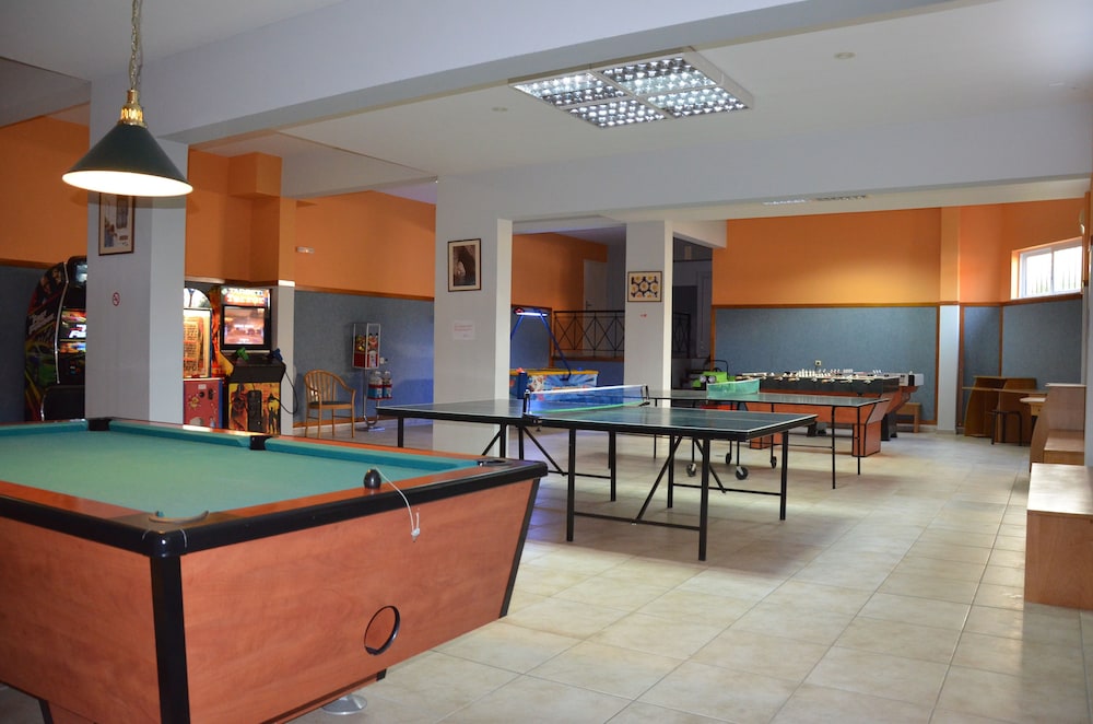 Pegasus Hotel 33/50
