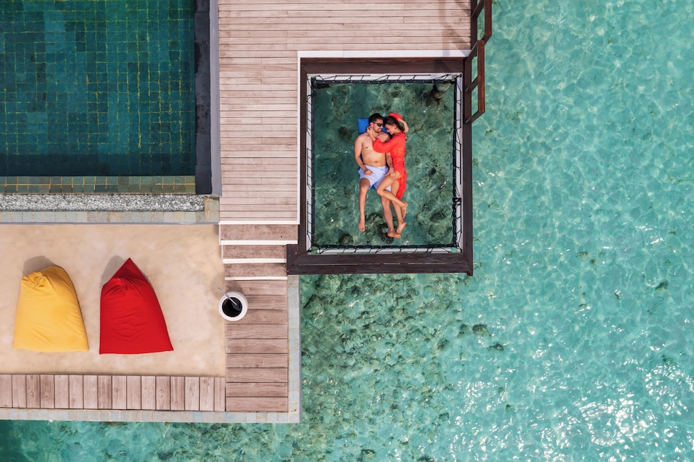 Ozen Life Maadhoo Resort 3/63