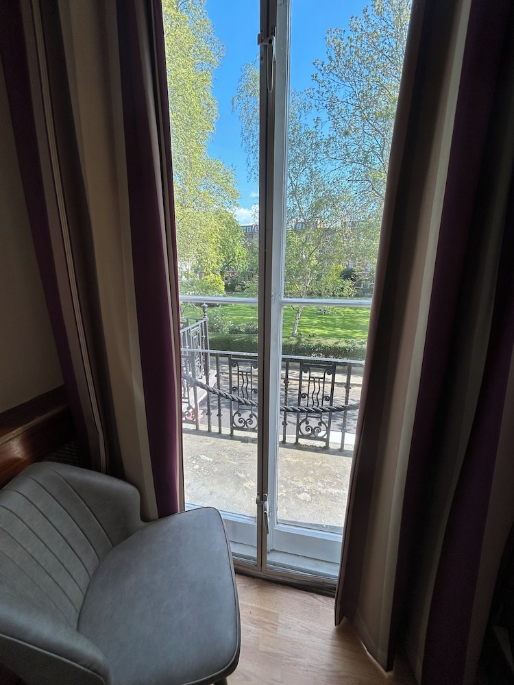 Garden View Hotel 36/51