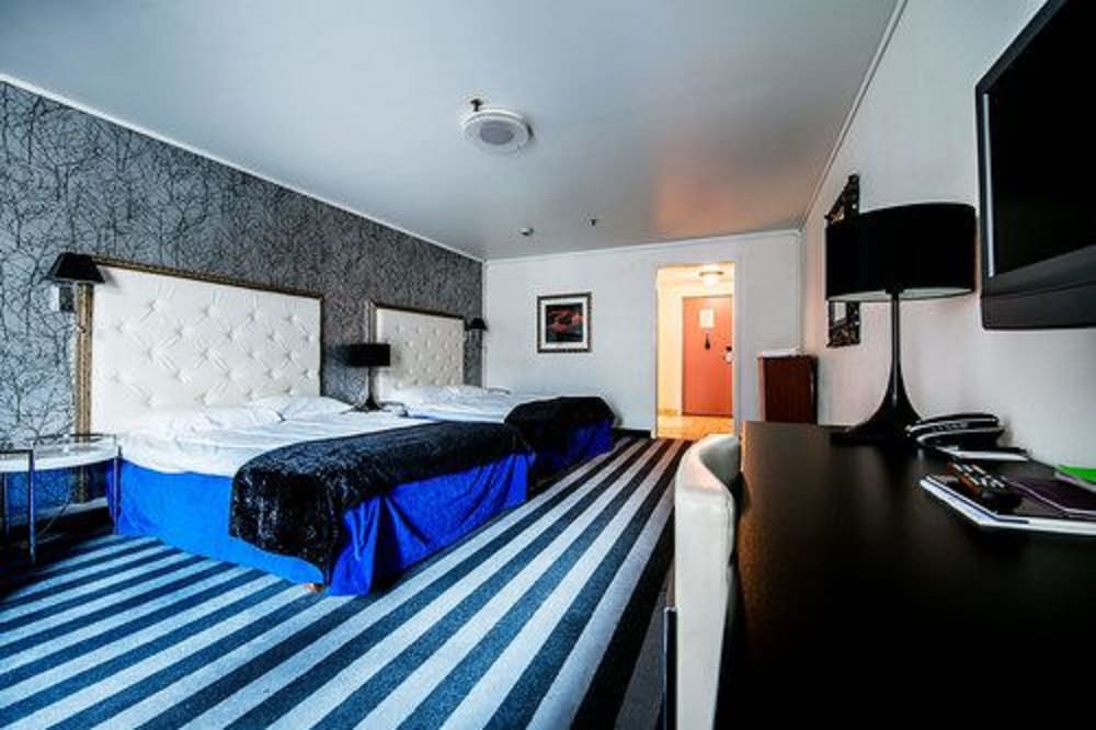 Home Hotel Grand Olav 12/37
