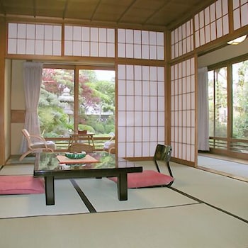 Kansuitei Kozeniya 18/32
