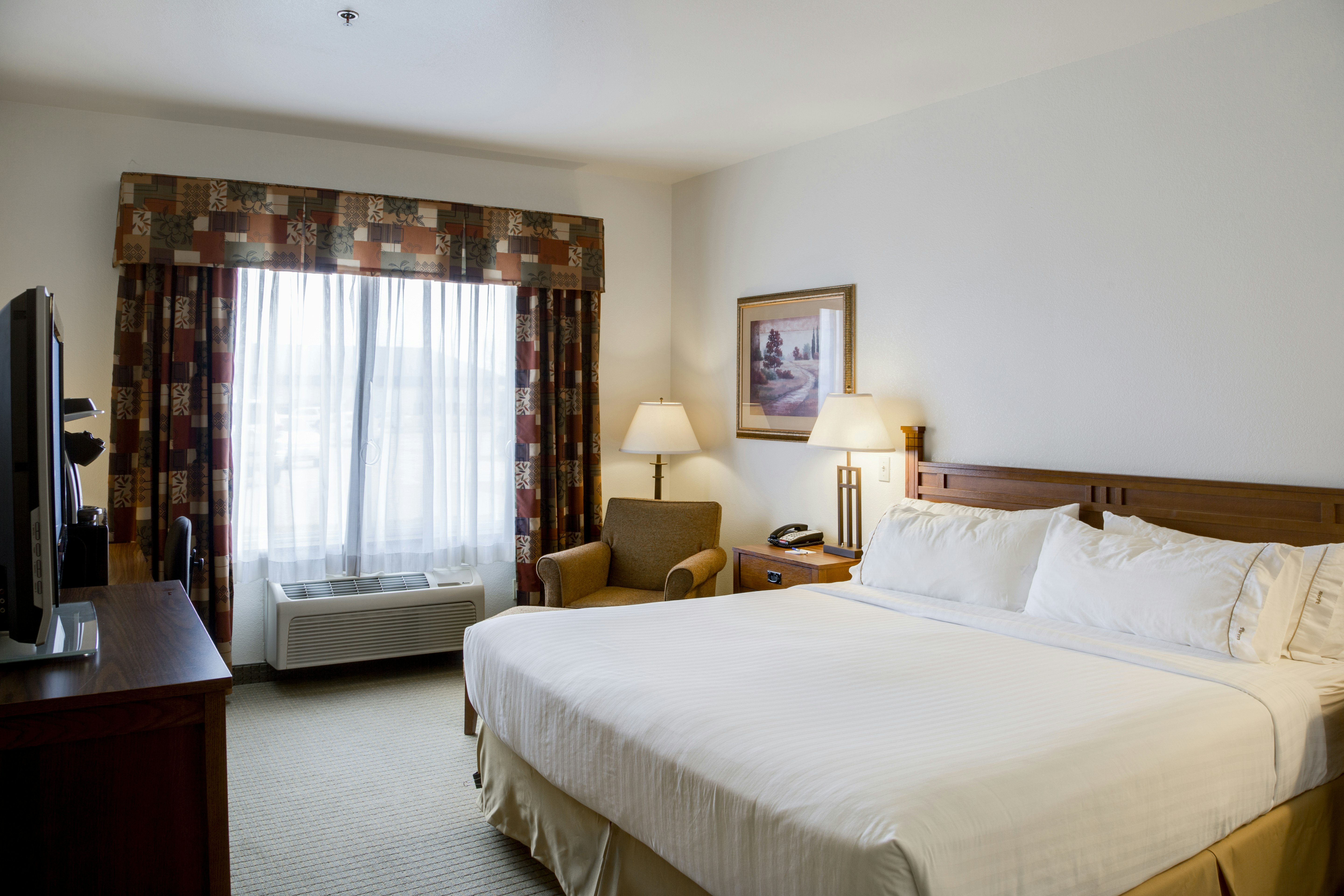 Leisure, King Bed