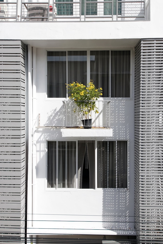 Ratchadamnoen Residence 4/75